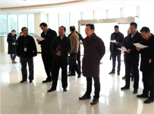 ������פ����ʡ�������רԱ���´�������ǡ����רԱ�����һ���쵼���ҹ�˾������