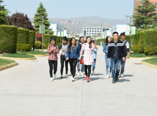 ��ˮʦ��ѧԺ׼��ҵ��10�������ҹ�˾�ι�